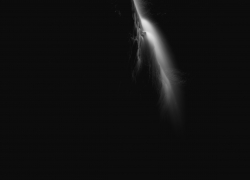 苦肉のモノクローム