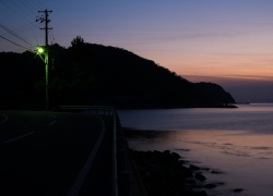 後ろ髪惹かれる夕暮れ色