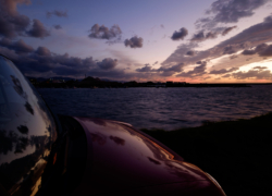 愛車と夕景