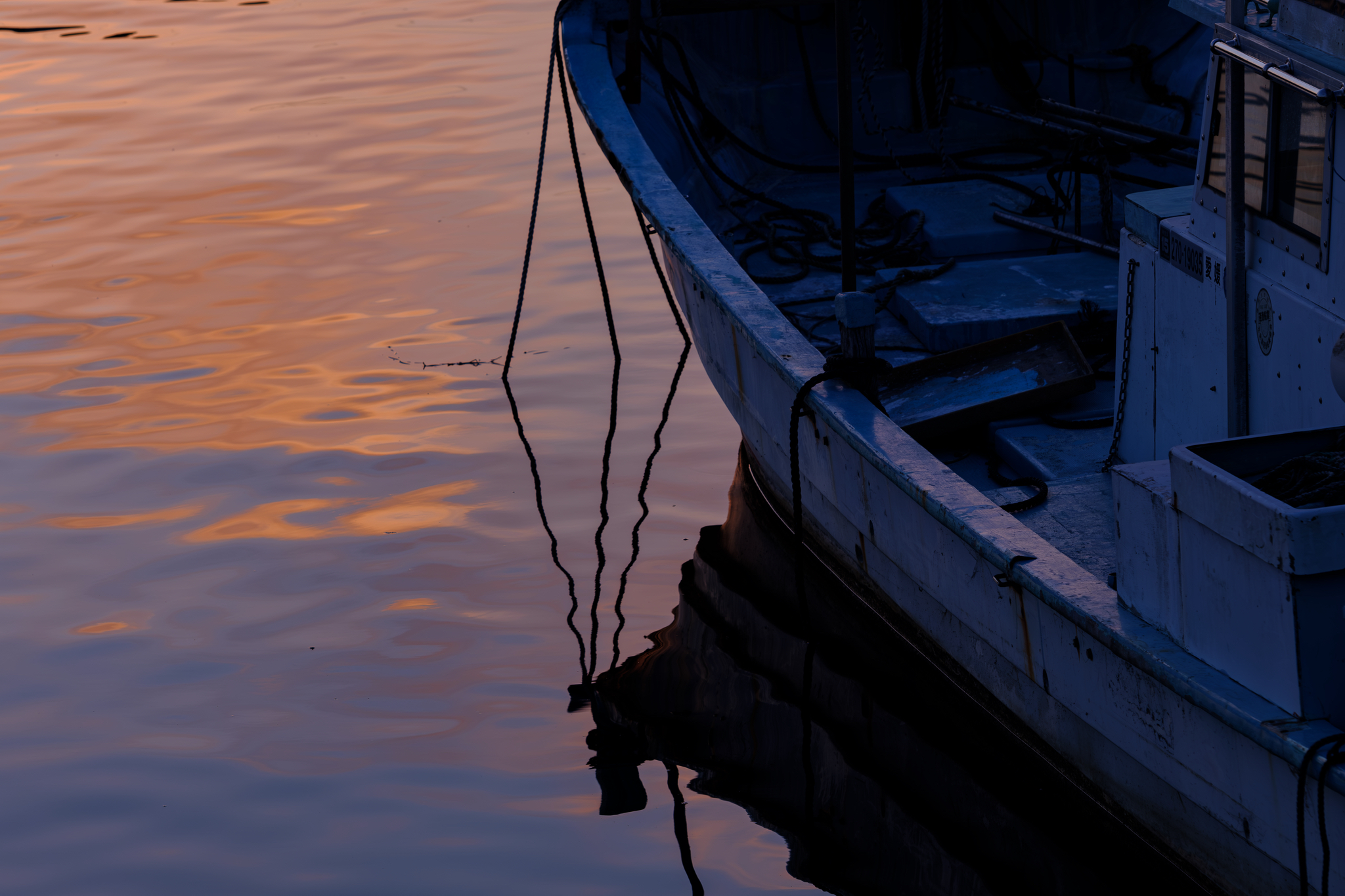 染まる色は港に落ちて